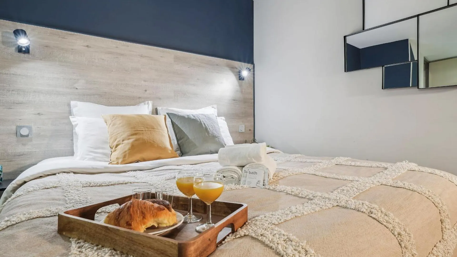 Apartment Eiffel Tower & Invalides - 1br - Cityapartmentstay *